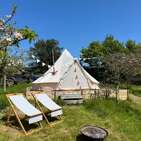 Bowhayes Farm - Camping & Glamping - Bell Tents - Cider Orchard Venn Ottery Exterior photo